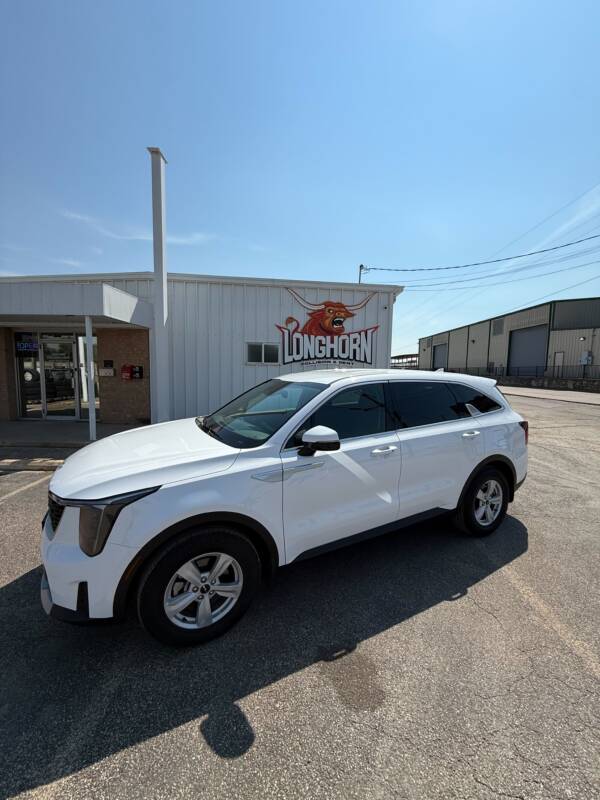 Kia Sorento - White